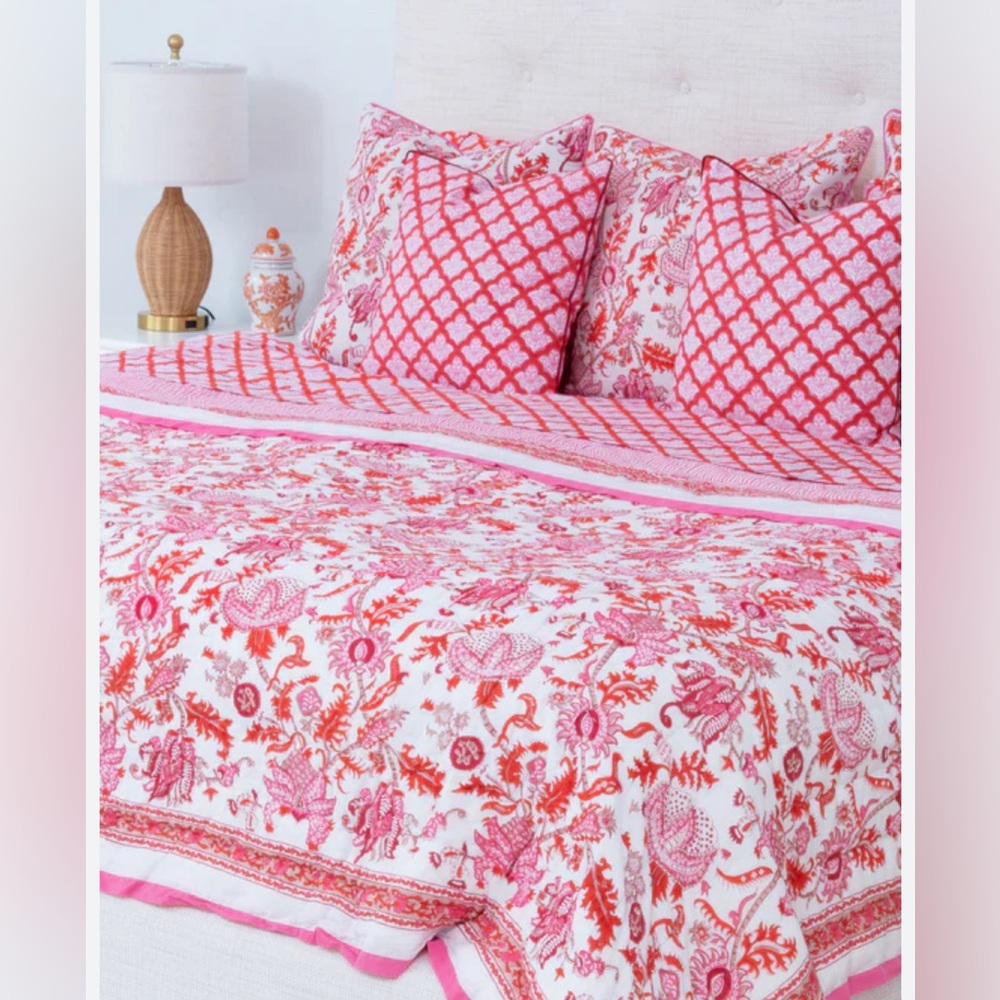 Roller Rabbit Amanda Quilt